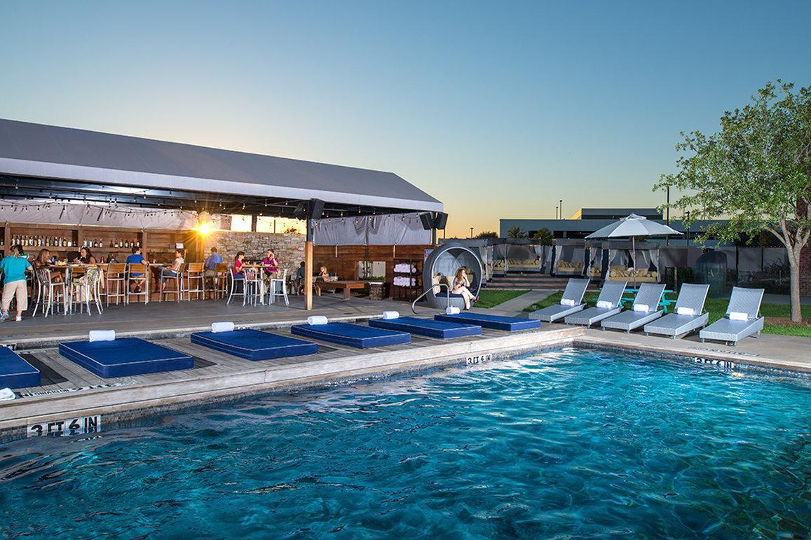 Nylo Las Colinas Hotel, Tapestry Collection By Hilton Irving Exterior foto